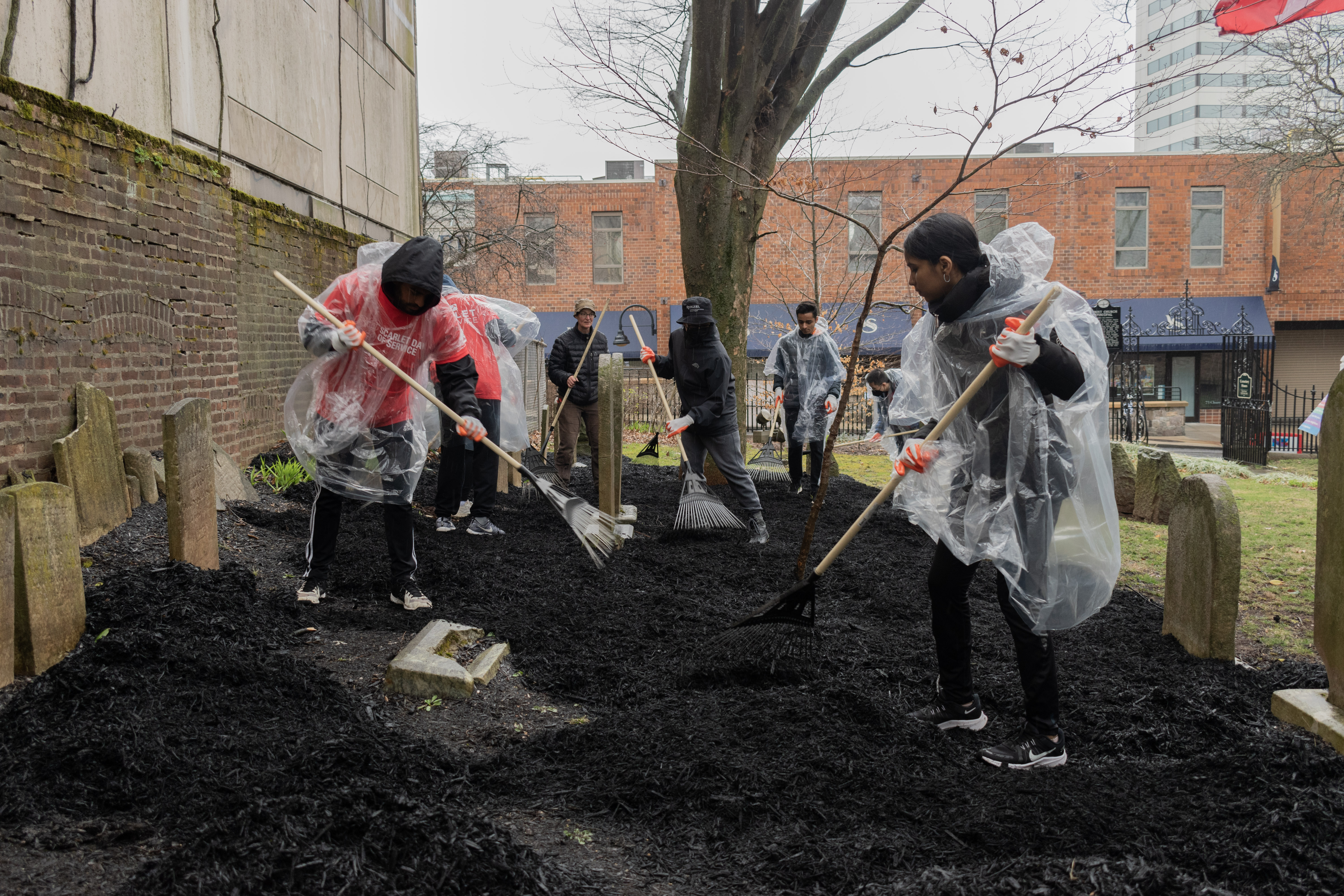 Students shoveling for Scarlet Day of Service